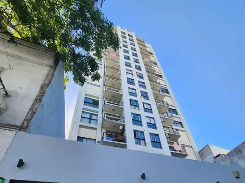 48 e/ 2 y 3 300, Piso 7