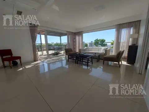 Departamento en Alquiler con 1 cocheras