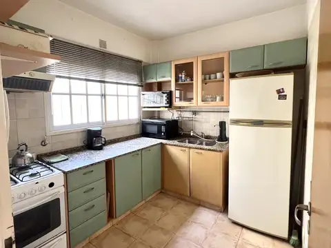 Depto Tipo Casa en Venta 40 años