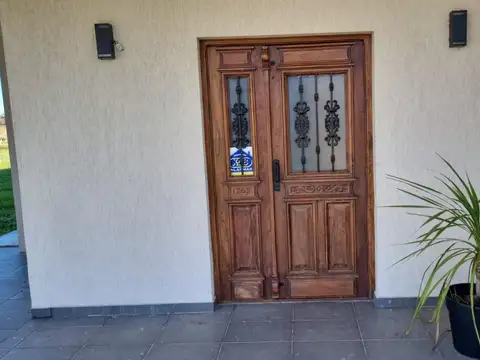 Casa en Alquiler de 3 dormitorios