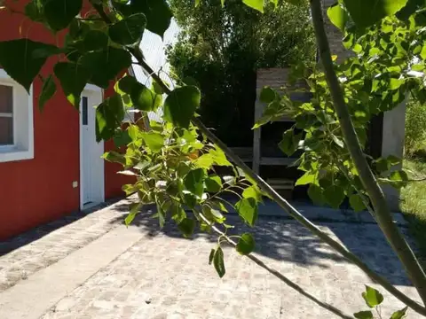 Complejo de cabañas en venta - 3 Dormitorios 3 Baños - 445mts2 - Balneario Marisol