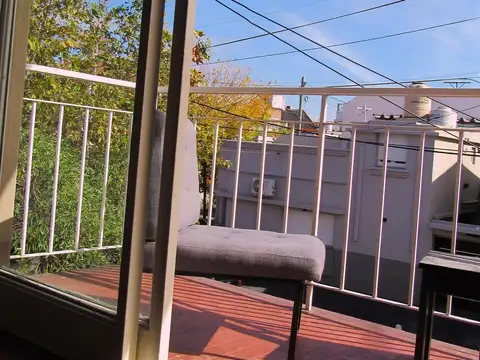 Departamento 3amb con balcòn y patio Avellaneda