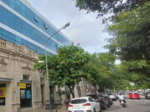 Oficina en Barrio 30 de Octubre