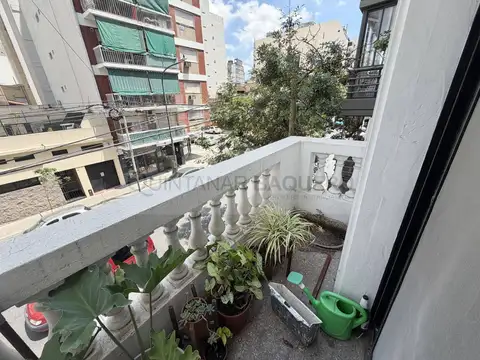 Depto Tipo Casa 4 ambientes con 2 baños