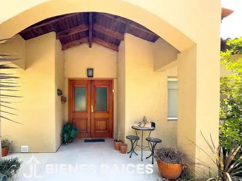 Casa en el Barrio Privado Cardales Village