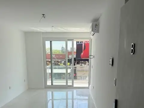 Departamento en Alquiler en Villa Luro, $ 1.000.000