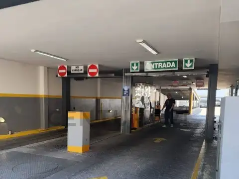 Cochera en venta en Almagro