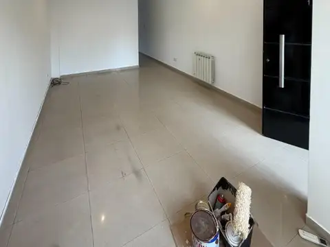 Depto Tipo Casa en Alquiler con 1 cocheras