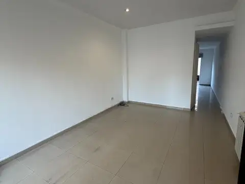 Depto Tipo Casa en Alquiler en Banfield, $ 1.300.000