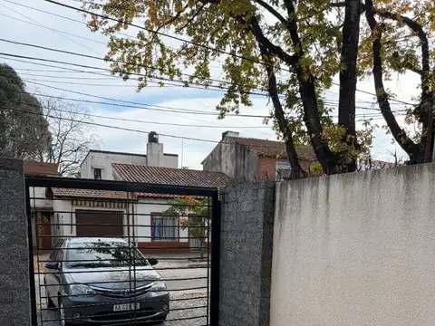 Depto Tipo Casa en Alquiler de 2 dormitorios