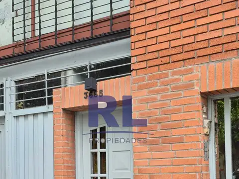 Deposito primer piso y Cocheras en planta baja