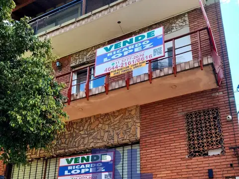 Deposito primer piso y Cocheras en planta baja