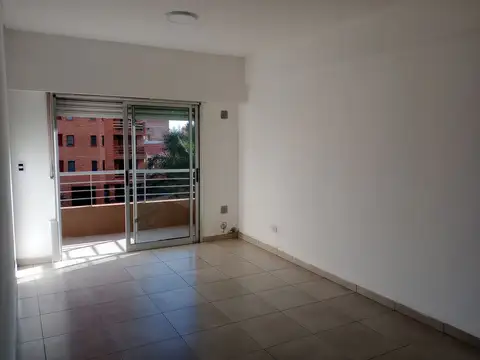 EXCELENTE DEPARTAMENTO DE 3 AMB CON COCHERA CENTRO DE SAN FERNANDO