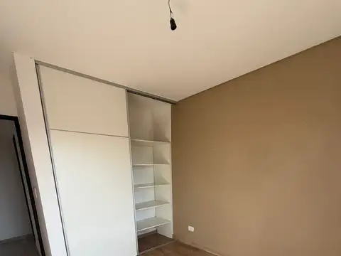 Departamento en Alquiler en Moron Sur, $ 650.000