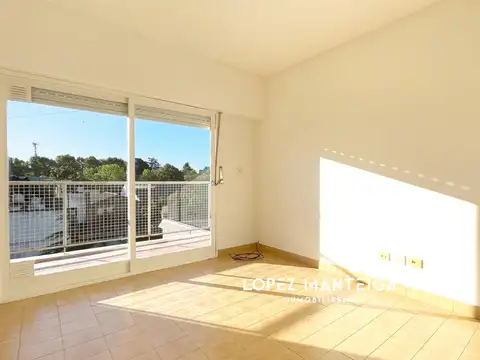 Departamento 2 Ambientes Alquiler con Balcón en Villa Devoto