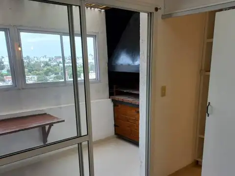 Departamento en Venta en Alberdi, USD 52.000