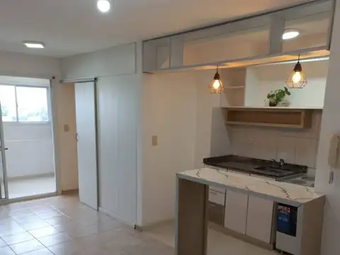 VENTA DEPARTAMENTO 1 1/2 DORMITORIO - ALBERDI