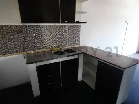 Depto Tipo Casa en Venta 28 años