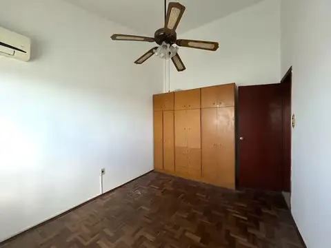 CASA EN LAS PIEDRAS-TERRENO-JARDIN-COCHERA