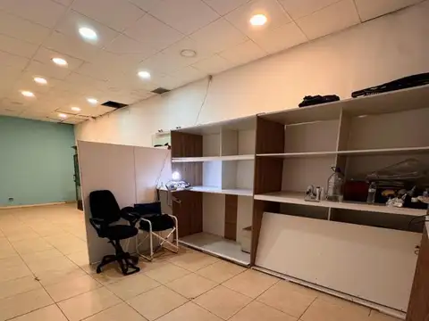 Local en Venta Via Pública