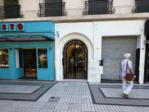 Local en Venta 45 años