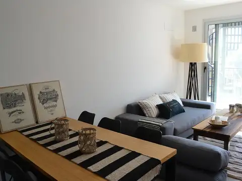 Venta Departamento 1 Dormitorio Funes Patio Privado con Parrillero