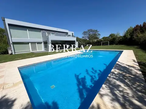 Casa en Alquiler de 5 dormitorios