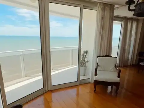 Departamento 4 ambientes con 4 baños
