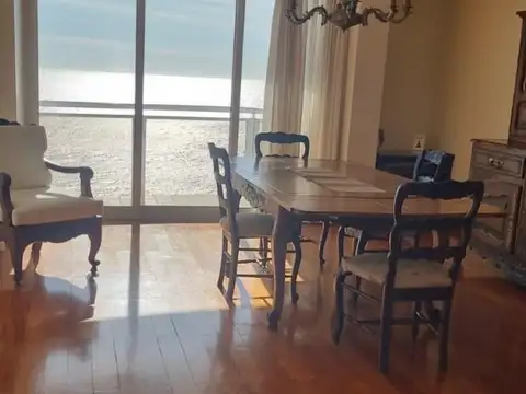 Departamento en Alquiler de 4 dormitorios