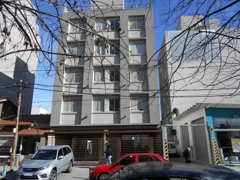 DEPARTAMENTO 3 AMBIENTES AL FRENTE A ESTRENAR, OPCIONAL COCH