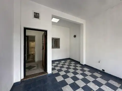Depto Tipo Casa en Alquiler de 3 ambientes
