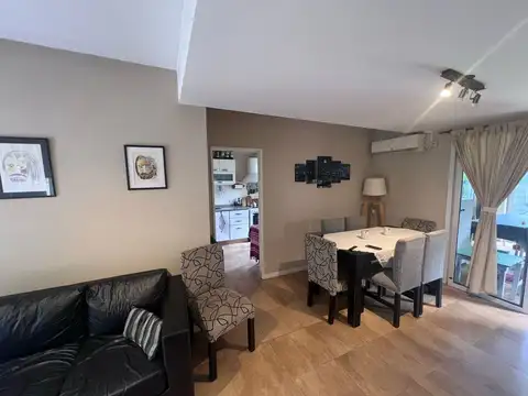 Casa en Venta en California Village, USD 163.000
