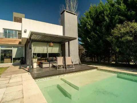 VENTA CASA 4 AMBIENTES BARRIO PRIVADO WESTON