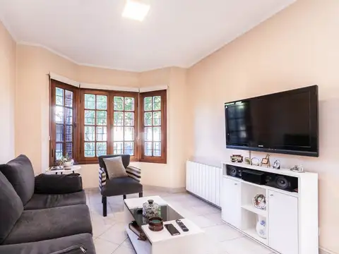 Casa en Venta en Adrogue, USD 160.000