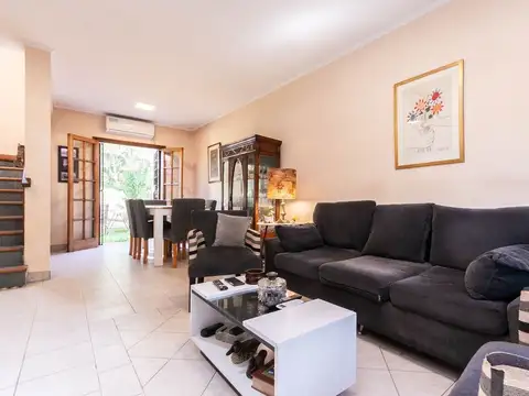 Carlos Pellegrini 1200