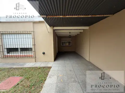 Depto Tipo Casa en Alquiler de 3 ambientes