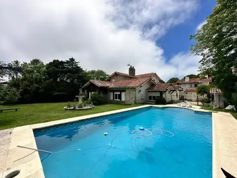 Casa en Venta en Mar Del Plata, USD 1.600.000