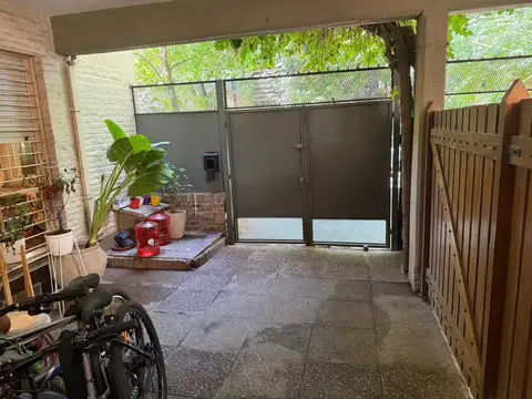 Depto Tipo Casa en Venta de 5 ambientes