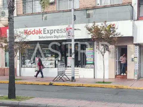 AVENIDA CAZON 1600