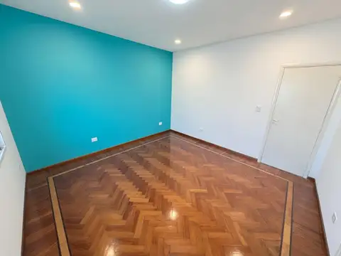 Depto Tipo Casa 3 ambientes con 2 baños