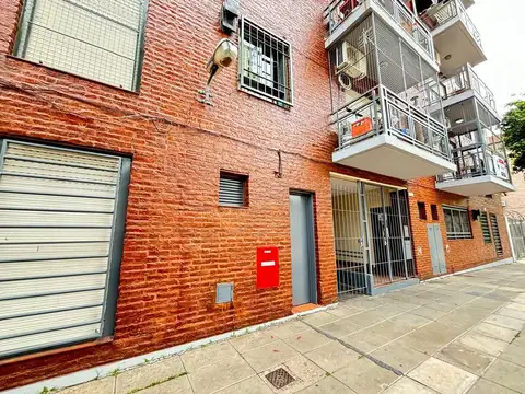 VENTA DEPARTAMENTO 2 AMBIENTES FLORES