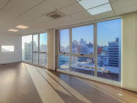 ALQUILER OFICINA MODERNA DE 68m2   BAULERA UBICADA EN CORDOBA Y PTE ROCA