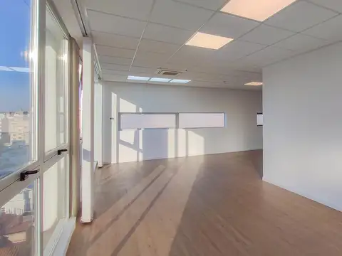 ALQUILER OFICINA MODERNA DE 68m2   BAULERA UBICADA EN CORDOBA Y PTE ROCA