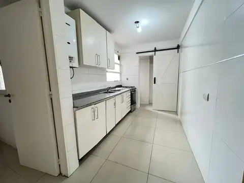 Venta dpto 3 amb dep balcon V Urquiza luminoso