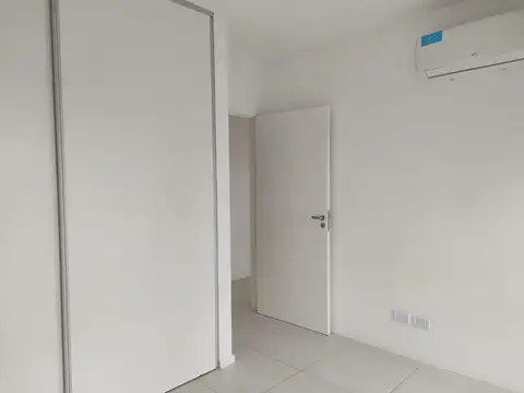 Departamento 5 ambientes con 2 baños