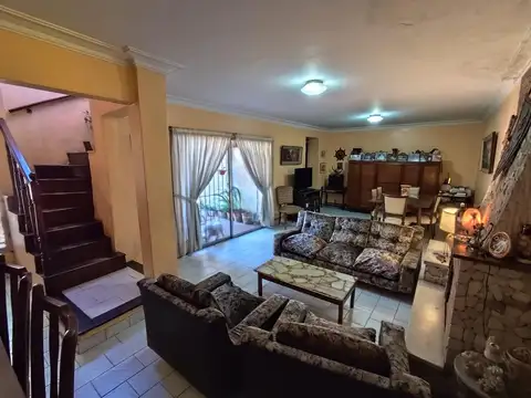 Primera Junta 3000, Piso PB