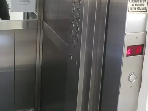 Departamento en Alquiler en Caseros, $ 870.000