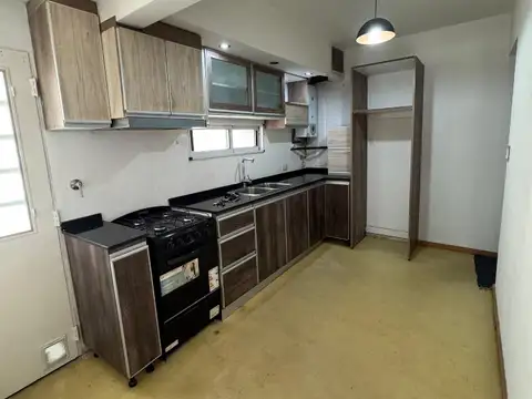 Departamento en Alquiler con 1 cocheras