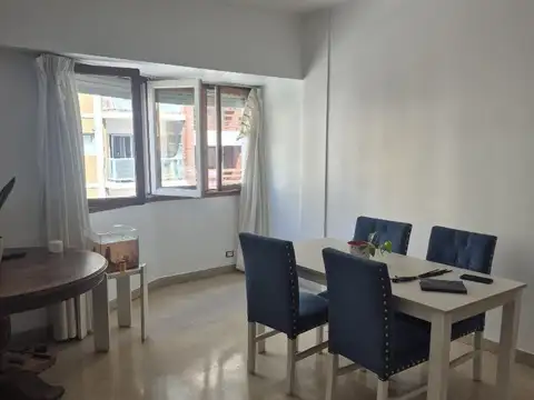Mitre 1100, Piso 2