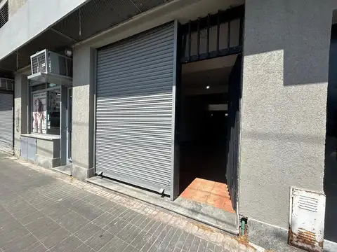 Local en Alquiler en Saladillo, $ 400.000